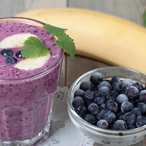 Almond, Blueberry & Banana Smoothie